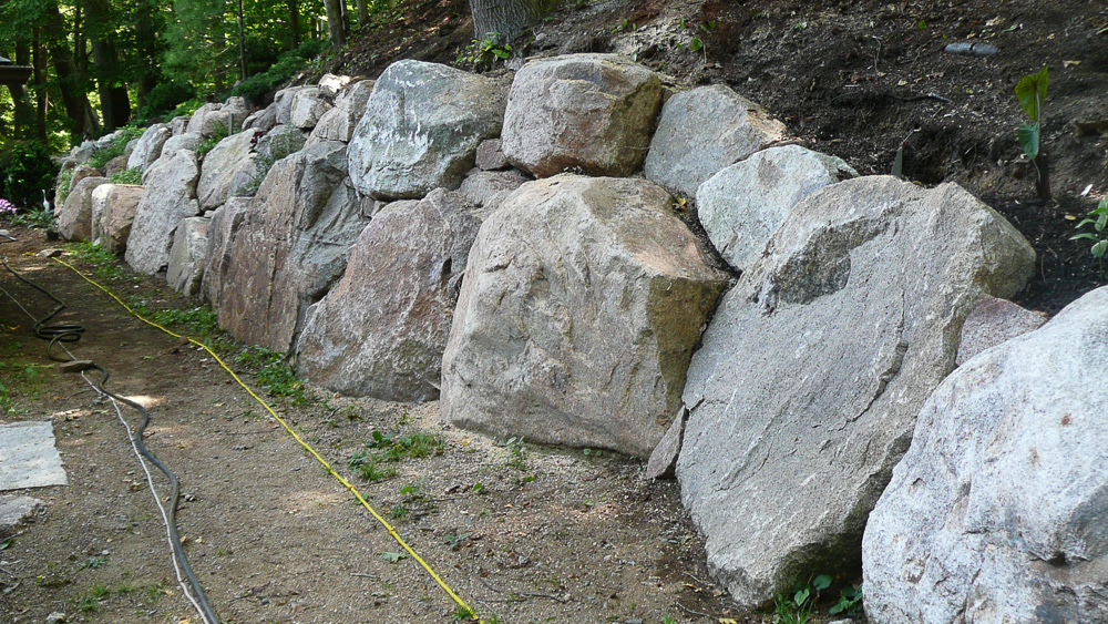 boulder retaining wall